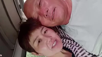 【贵在真实】大叔勾搭隔壁村大妈车震谁说年纪大就不能玩花样了