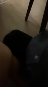 01年小母狗舔脚